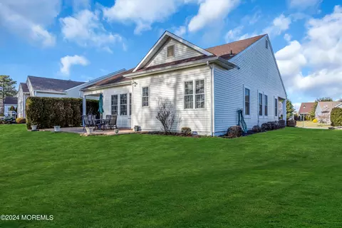 Exterior - 10 Millstone Way, Waretown, NJ 08758 photo 14 of 17