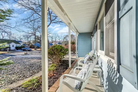 Exterior - 54 Spruce Ct, Brick, NJ 08723 photo 9 of 19