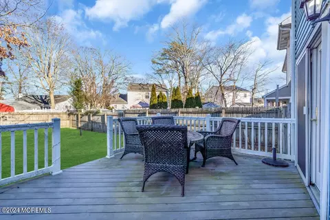Exterior - 54 Spruce Ct, Brick, NJ 08723 photo 11 of 19