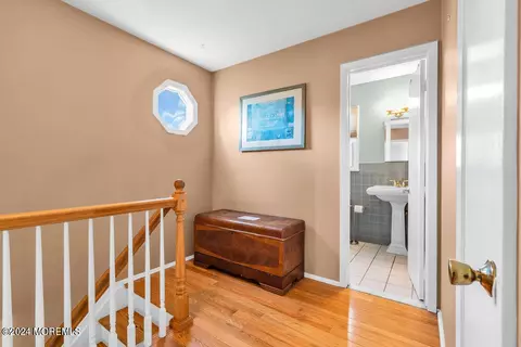 Entry Way - 54 Spruce Ct, Brick, NJ 08723 photo 1 of 2