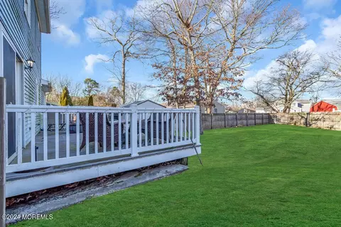 Exterior - 54 Spruce Ct, Brick, NJ 08723 photo 15 of 19