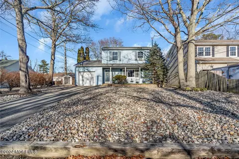 Exterior - 54 Spruce Ct, Brick, NJ 08723 photo 4 of 19