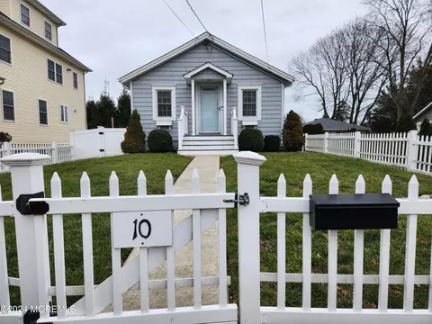 10 N Locust Ave, West Long Branch, NJ 07764