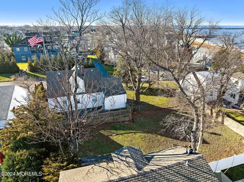 View/Area - 6 Thompson Ave, Leonardo, NJ 07737 photo 1 of 18