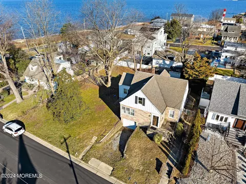 View/Area - 6 Thompson Ave, Leonardo, NJ 07737 photo 6 of 18