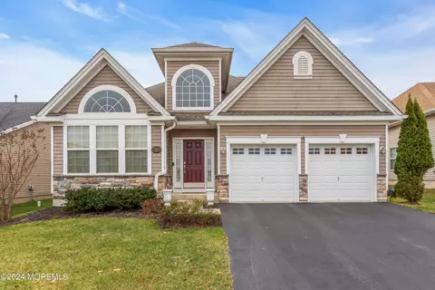 15 Garden Path, Barnegat, NJ 08005