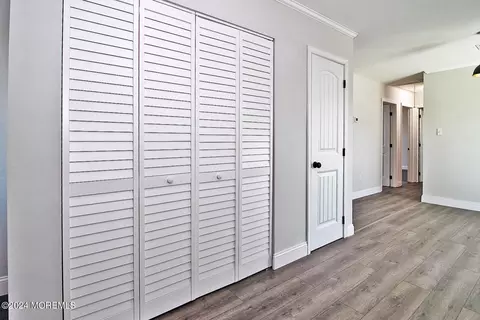 Entry Way - 715 Beach Blvd, Forked River, NJ 08731 photo 3 of 4