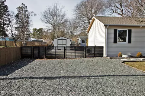 Exterior - 715 Beach Blvd, Forked River, NJ 08731 photo 17 of 17