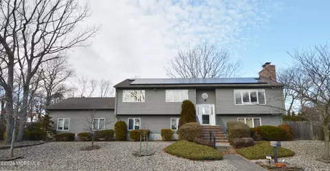 49 Melody Ave, Brick, NJ 08724