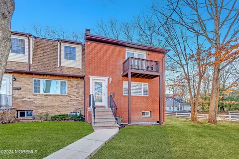 20 Adriana Ct, Brick, NJ 08724
