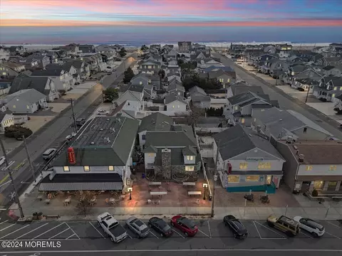 1903 Grand Central Ave, Lavallette, NJ 08735