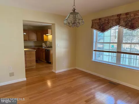 Dining - 63 Atlantic Ave, Waretown, NJ 08758 photo 1 of 1