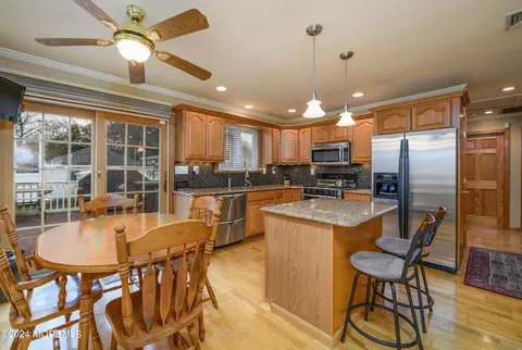 Kitchen - 72 Washington Ave, Leonardo, NJ 07737 photo 1 of 5