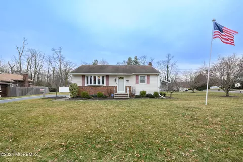 72 Washington Ave, Leonardo, NJ 07737