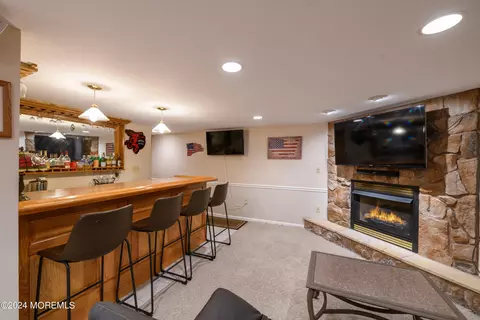 Kitchen - 72 Washington Ave, Leonardo, NJ 07737 photo 5 of 5
