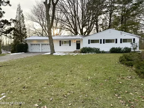 64 Reeds Rd, Tinton Falls, NJ 07724