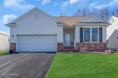 41 Tennyson Rd, Brick, NJ 08724