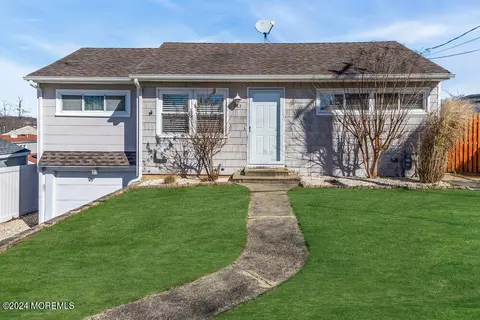 183 Walnut Dr, Brick, NJ 08724