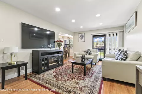 2032 Old Stone Mill Dr, East Windsor, NJ 08512