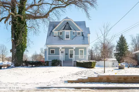 2089 Florence Ave, Hazlet, NJ 07730