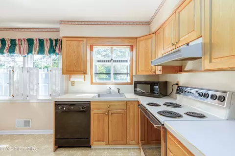 Kitchen - 1205 Wall Rd, Spring Lake Heights, NJ 07762 photo 1 of 5