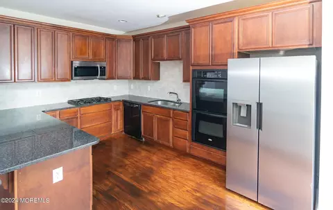 30 Brookfield Dr, Jackson, NJ 08527 photo 2