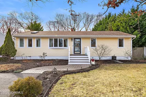 311 Laurel Blvd, Lanoka Harbor, NJ 08734