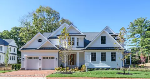 26 Bingham Ct, Rumson, NJ 07760