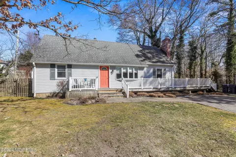 323 Valley Rd, Neptune City, NJ 07753