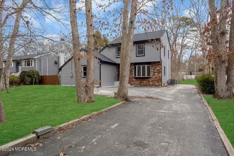 1279 Coulter St, Toms River, NJ 08755