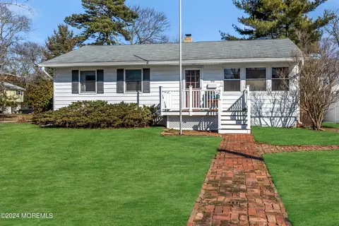 916 Fifth Ave, Wall, NJ 07719