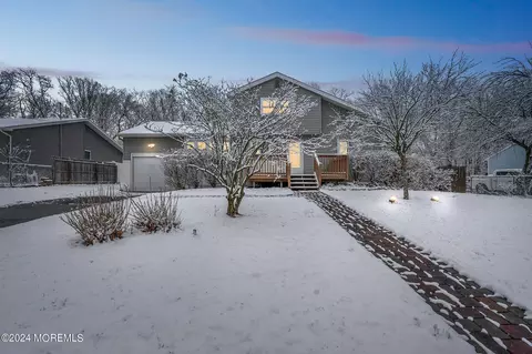 24 Harley Rd, Toms River, NJ 08755