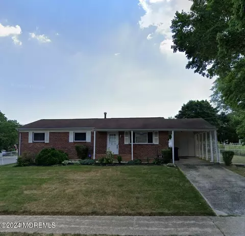 12 Gary Dr, Tinton Falls, NJ 07753