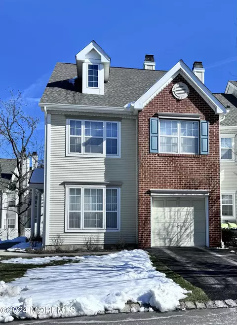 6 Alpine Rd, Holmdel, NJ 07733