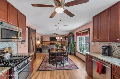 Dining - 107 Leesville Rd, Jackson, NJ 08527 photo 5 of 5