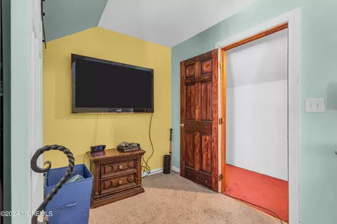 Living - 107 Leesville Rd, Jackson, NJ 08527 photo 8 of 8