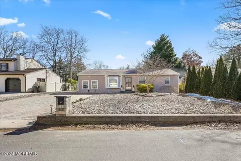35 Bay Laurel Dr, Brick, NJ 08723