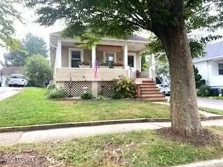 28 E George St, Freehold, NJ 07728