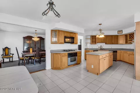 Kitchen - 737 Fairview Ln, Forked River, NJ 08731 photo 2 of 3