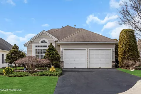 3 Avery Ct, Manchester, NJ 08759