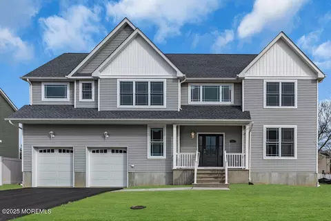 111 Law-win Ct, Brick, NJ 08723