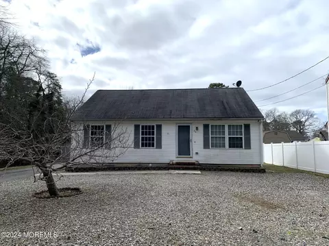 26 Mizzen Way, Waretown, NJ 08758