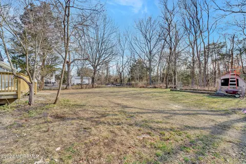 Exterior - 32 Main St, Waretown, NJ 08758 photo 7 of 9