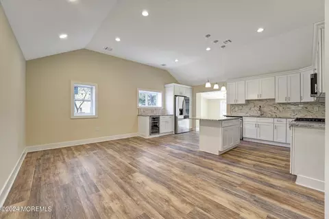Kitchen - 32 Main St, Waretown, NJ 08758 photo 1 of 8