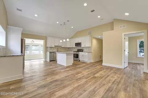 Kitchen - 32 Main St, Waretown, NJ 08758 photo 2 of 8