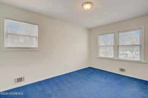 2 Fairview Dr, Middletown, NJ 07748 photo 10