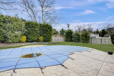 2 Fairview Dr, Middletown, NJ 07748 photo 19