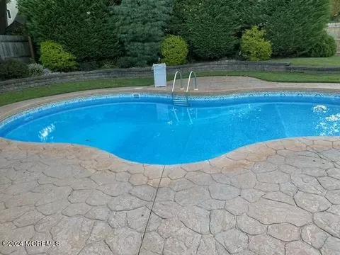 2 Fairview Dr, Middletown, NJ 07748 photo 21