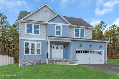 313 Seabrook Ave, Bayville, NJ 08721