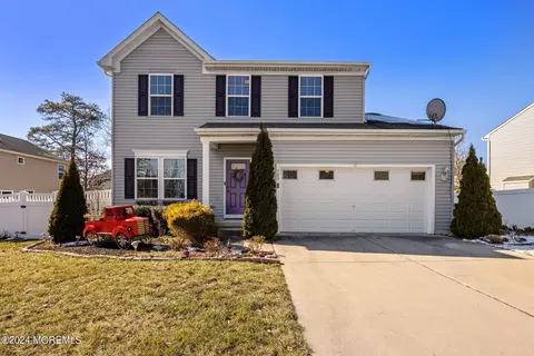 303 Sea Pines Dr, Egg Harbor Twp, NJ 08234